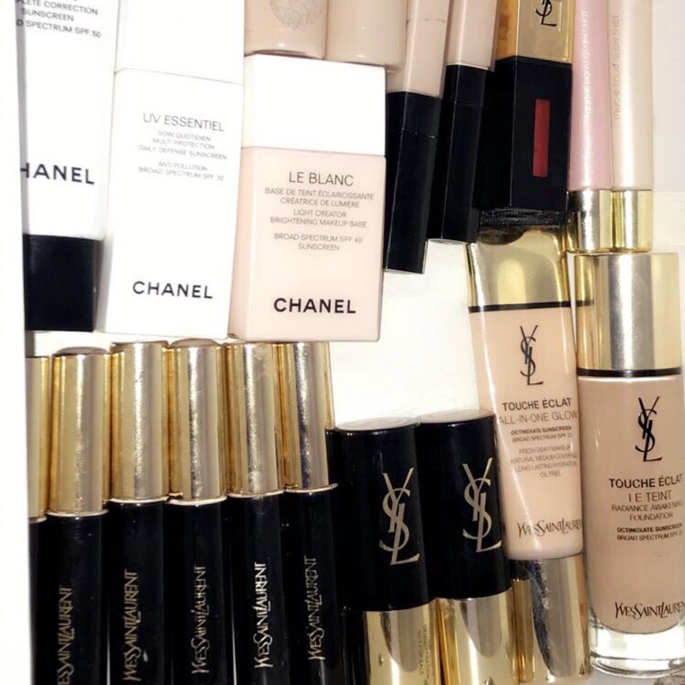 Free gift with every purchase! ♥️